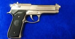 Пистолет Беретта 92FS страйкбольная 6мм спринговая модель