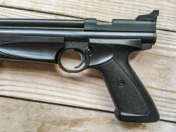 Пистолет Crosman 1377