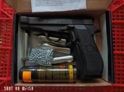 Пистолет Cybergun M84 новый + набор чистки