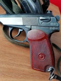 Пистолет газовый иж 79-9Т