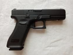 Пистолет Glock 17 gen. 5 Umarex/VFC + магазины