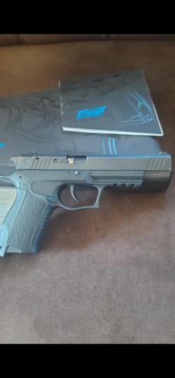 Пистолет Гроза-5