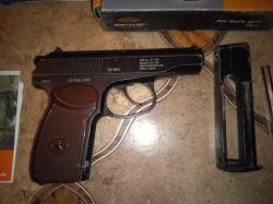 Пистолет Макарова страйкбольный СО2