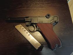 пистолет ME Luger P08 ММГ