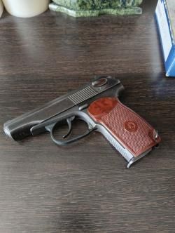 Пистолет МР-654К