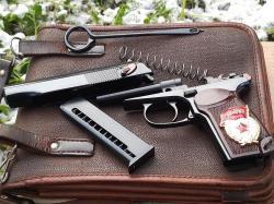 Пистолет Макарова ПМ охолощённый Р-411 2020 года, кованный затвор, в подарочном исполнении