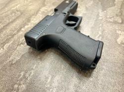 Пистолет охолощенный шумовой Retay Glock 19 (СХП Ретай Глок 19, 9мм, с витрины), черный