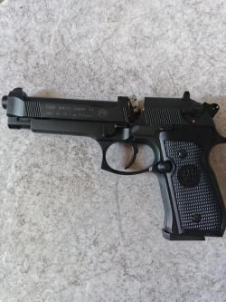 Пистолет пневматический Beretta M92FS