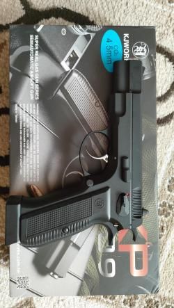 Пистолет пневматический CZ KP 09