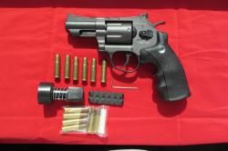 Пистолет пневматический Gletcher SW R25 Black