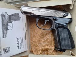 Пистолет пневматический МР-654 (4,5 мм) хром "капсула времени" полный комплект.