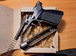 Пистолет пневматический МР-654 (4,5 мм) хром "капсула времени" полный комплект.