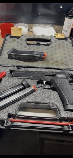  Пистолет спортивный 9х19 CZ 75 SP01 Shadow