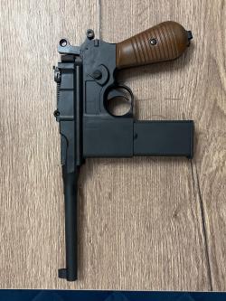 Пистолет страйкбольный Маузер К-96