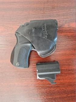 Пистолет травматический "СТРАЖНИК" МР-461