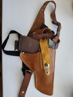 Пистолет травматика Иж-79-9Т