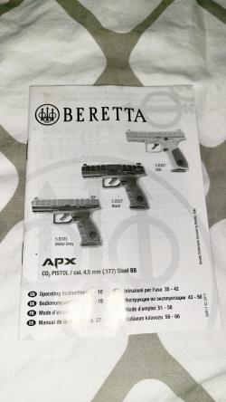 пистолет Umarex Beretta APX