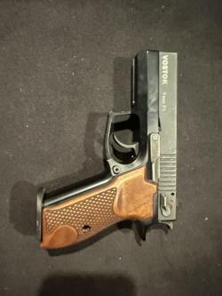 Пистолет Восток