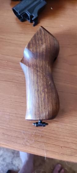 Пистолетная рукоять иж-81