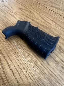 Пистолетная рукоятка DLG Tactical DLG-123 для AR-15