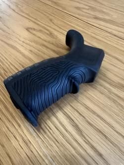 Пистолетная рукоятка DLG Tactical DLG-123 для AR-15