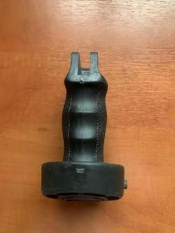 пистолетная рукоятка для AR