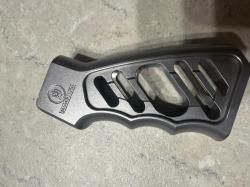 Пистолетная рукоятка Tyrant Design LWP Grip (Grey) для AR и АК