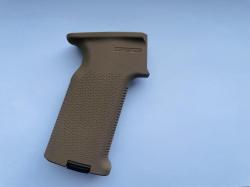 Пистолетная рукоятка Magpul MOE-K2 AK (реплика)
