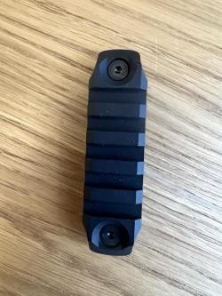 Планка Пикатинни на M-LOK