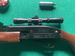 Пневматическая газобалонная помповая винтовка Gamo G-1200