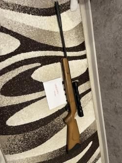 Пневматическая винтовка Crosman Venom 8