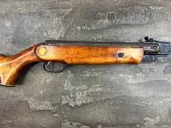 Пневматическая винтовка ИЖ-22 (СССР, дерево, переломка) 4.5 мм