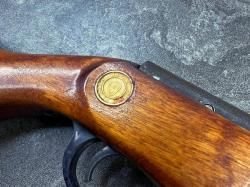 Пневматическая винтовка ИЖ-22 (СССР, дерево, переломка) 4.5 мм