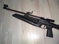 Пневматическая винтовка ИЖ-60