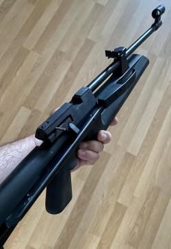 Пневматическая винтовка ИЖ-60