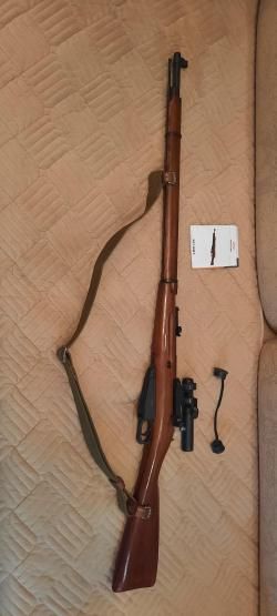Пневматическая винтовка Мосина,с настоящим ложе и снайперской оснасткой.