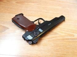 Пневматический Gletcher APS NBB 4.5 мм. Стечкин. С комплектом. Отличный.