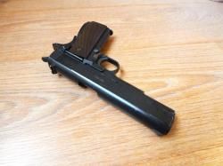 Пневматический Gletcher Colt CLT 1911 4.5 мм (Blowback). С комплектом.