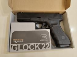 Пневматический Glock 22 нулевый. Отстреляно 10-15 баллонов