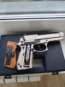 Пневматический пистолет Beretta 92 FS - R 4,5 мм