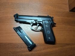 Пневматический пистолет Beretta 92. Stalker STB