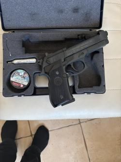 Пневматический пистолет Beretta