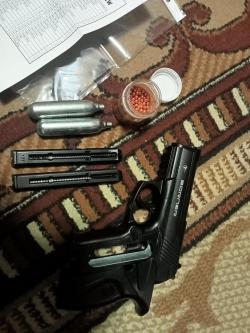 Пневматический пистолет Borner C11