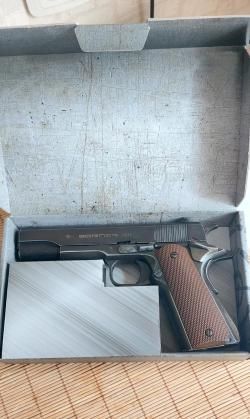 Пневматический пистолет Colt 1911 Borner