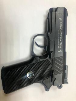 Пневматический пистолет Colt Defender 