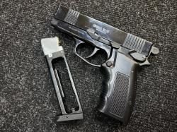 Пневматический пистолет Ekol ES 55 Black