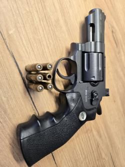 Пневматический пистолет Gletcher SW B25, кал.4,5мм