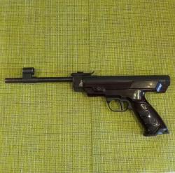 Пневматический пистолет Иж-40