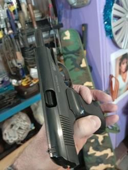 Пневматический пистолет иж мр 654к