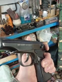 Пневматический пистолет иж мр 654к